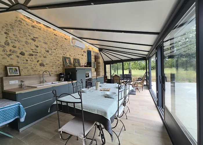 Semesterbostad De Charme A Avec Internet Et Parking - Fr-1-616-497