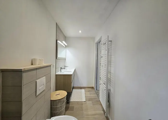 Semesterbostad De Charme A Avec Internet Et Parking - Fr-1-616-497 *